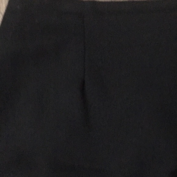Guess Collection Black Skirt - Picture 2 of 6